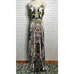 💫NEW💫 - Delphi Collective, Pleated Gown/Maxi Dress, Size Medium